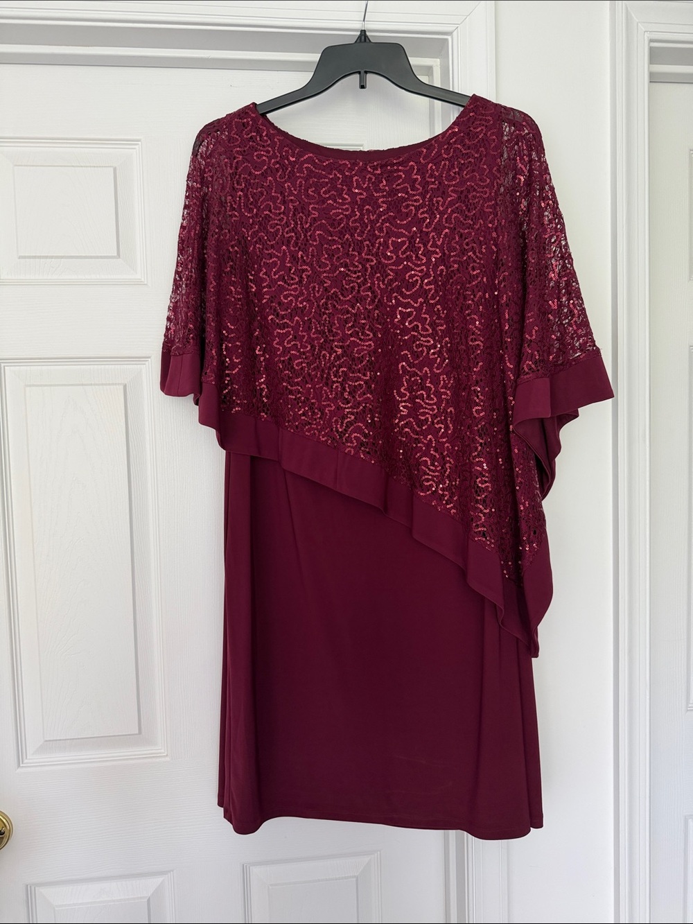 Roz & Ali Burgundy Sequin Capelet Midi Dress